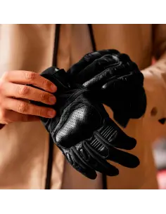 Comprar Guantes De Verano De Piel Perforada Tokio Negros De By City a precio de oferta 2