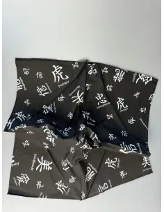 LENÇO DE BANDANA COM PALAVRAS CHINESAS