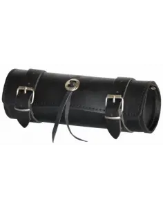 SMALL BASIC BLACK LEATHER ROLL WITH CONCHO