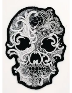 Comprar Parche Gotik Skull Plateada 10 Cm a precio de oferta